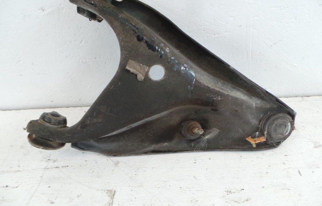 Querlenker vorn links Dreieckslenker Fahrerseite Dacia Sandero BS0